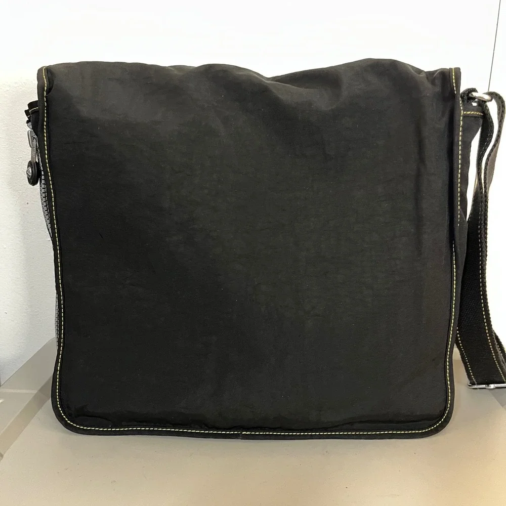 KIPLING Large Messenger Travel Bag Nylon Lightweight Tote Carry On Weekend NEW